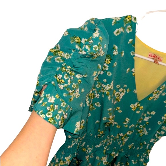 Floral Cottagecore Bluish Turquoise Blouse with Ruffle Sleeves, Size Medium - Picture 5 of 7